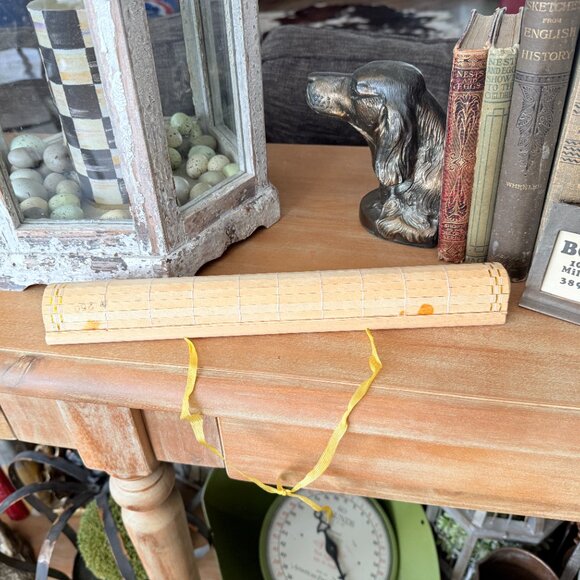 Large vintage Asian woven bamboo scroll with a horse - Picture 11 of 12